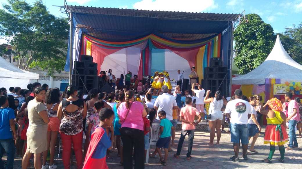 Feira Literária Camacan